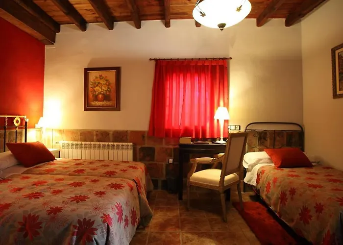 Douris Temple بيت ضيافة